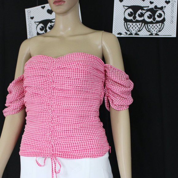 Top with Drawstring Ruching - Picture 3 of 7